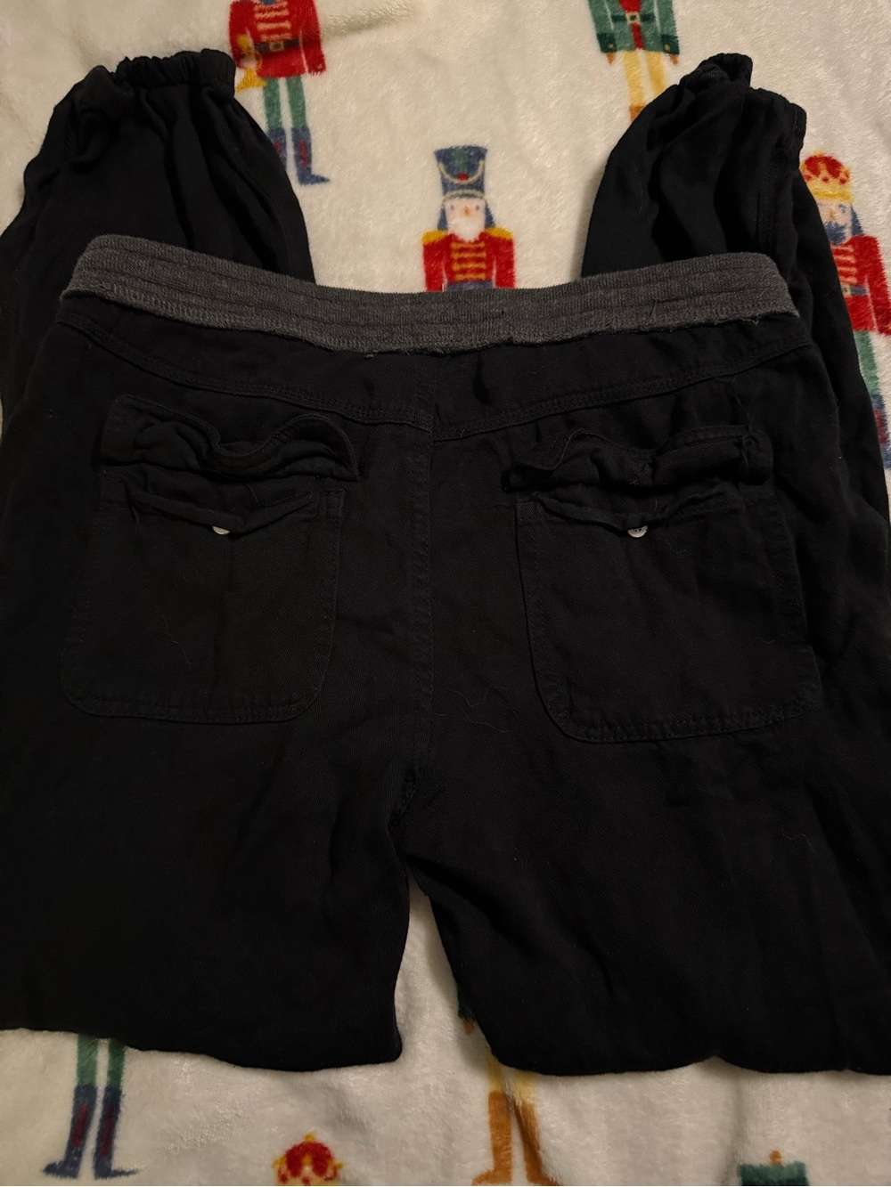 Roxy Black Y2K baggy soft pants with Gray Knit Waistband - Picture 5 of 6
